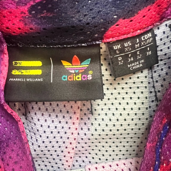 PHARRELL X ADIDAS ORIGINALS - Tie Dye Pleated Tennis Skirt - Picture 2 of 3